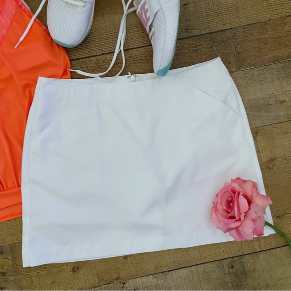 PGA TOUR Golf SKORT - All White - Picture 2 of 7